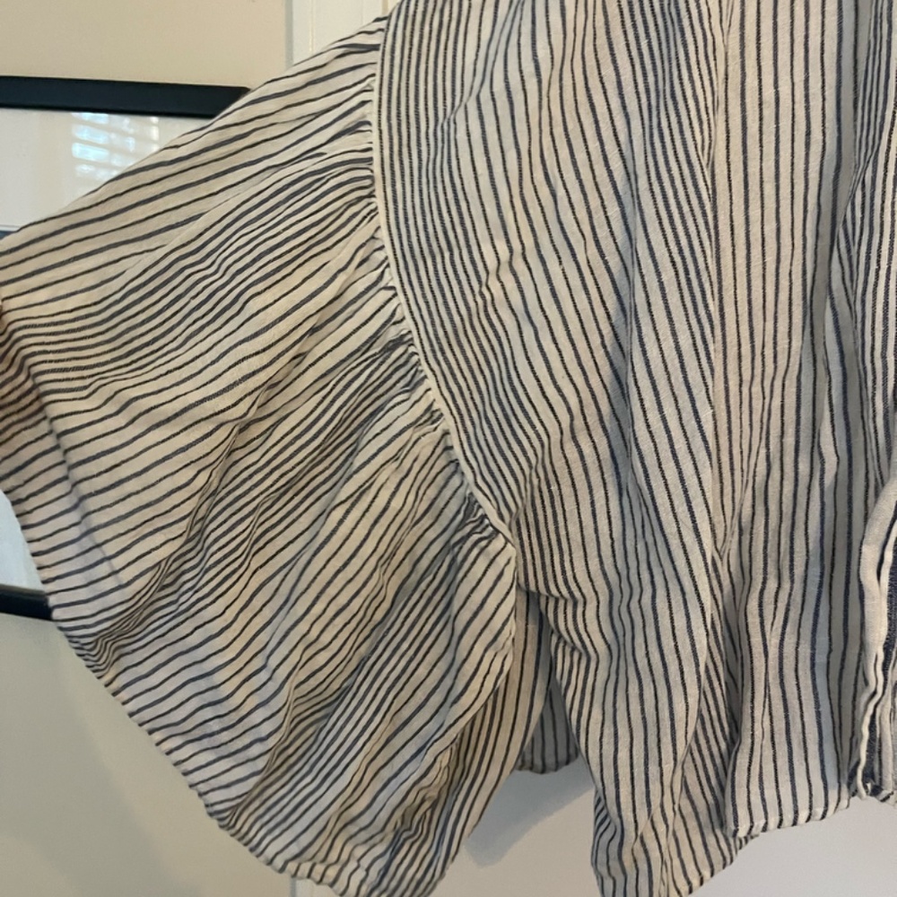 Universal Thread Striped Ruffle Sleeve Bolero Jac… - image 4